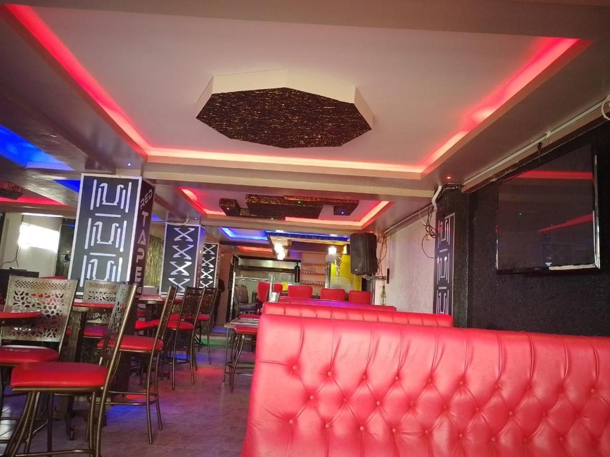 Royal Prince Hotel, Meru Exterior photo