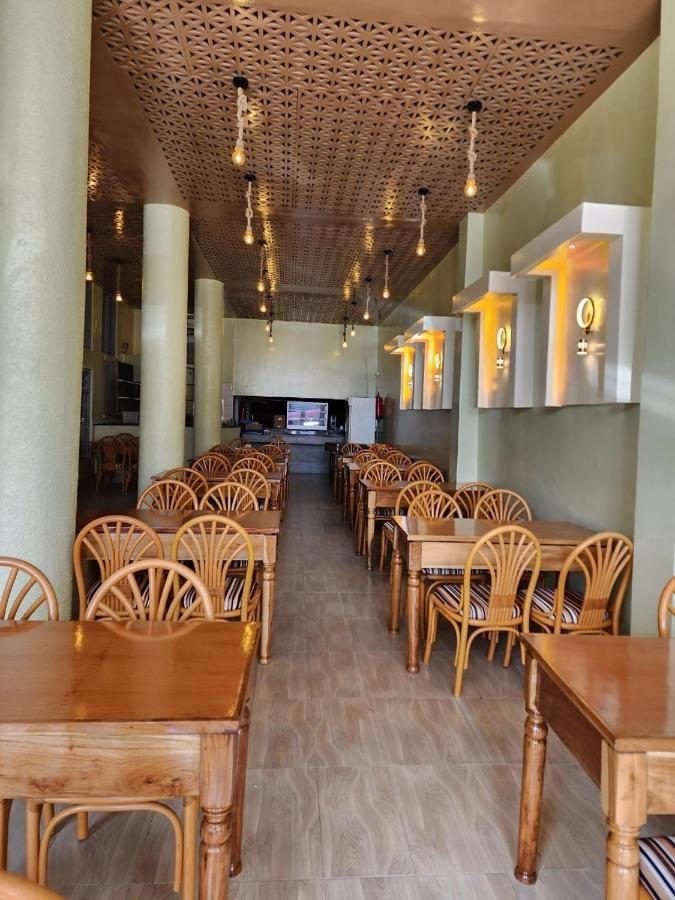 Royal Prince Hotel, Meru Exterior photo